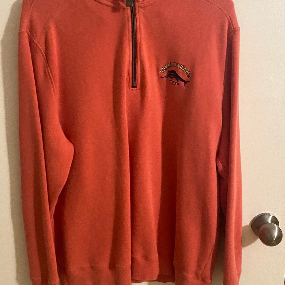 Tommy Bahama Men's 1/4 Zip-Up salmon collar light white sweatshirt
